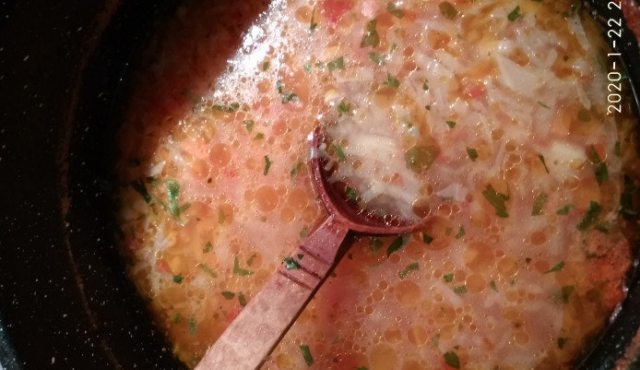 Зеленчукова супа със зеле и картофи