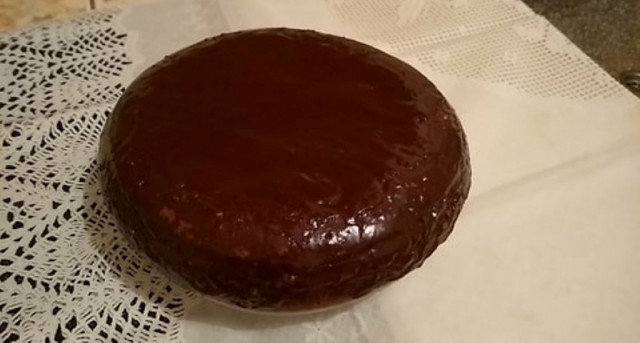 Бадемов кекс с шоколадова заливка