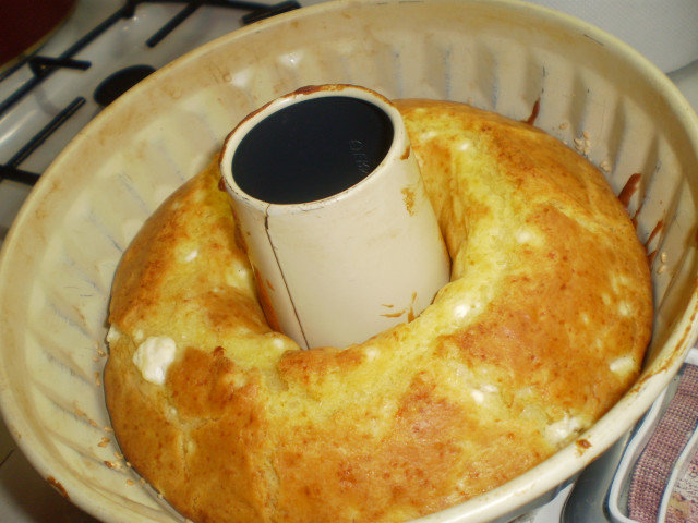 Солен кекс със сирене и сусам