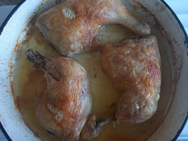 Печени пилешки бутчета в марината